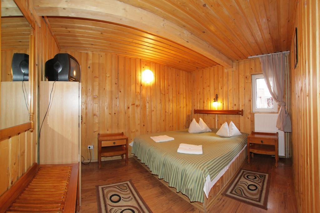 Cazare Casa Cristina Buşteni Exterior foto